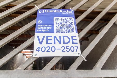 Casa à venda com 125m², 3 quartos e 2 vagasVista da Rua