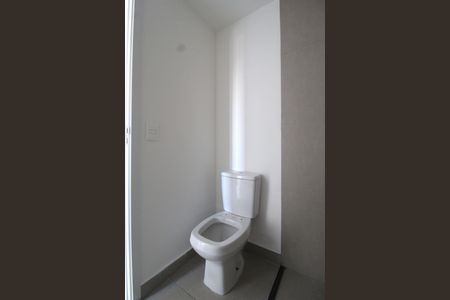 Banheiro de kitnet/studio à venda com 1 quarto, 25m² em Vila Olímpia, São Paulo