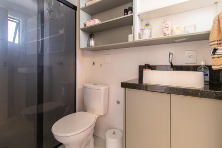 Banheiro Social de apartamento para alugar com 1 quarto, 32m² em Guaíra, Curitiba