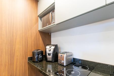 Detalhe da cozinha de apartamento para alugar com 1 quarto, 32m² em Guaíra, Curitiba