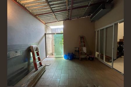 Casa à venda com 230m², 3 quartos e 3 vagas Casa à venda com 230m², 3 quartos e 3 vagasChurrasqueira