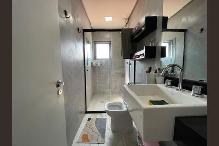 Casa à venda com 230m², 3 quartos e 3 vagas Casa à venda com 230m², 3 quartos e 3 vagasBanheiro 1
