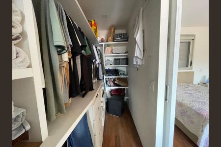 Casa à venda com 230m², 3 quartos e 3 vagas Casa à venda com 230m², 3 quartos e 3 vagasQuarto 2