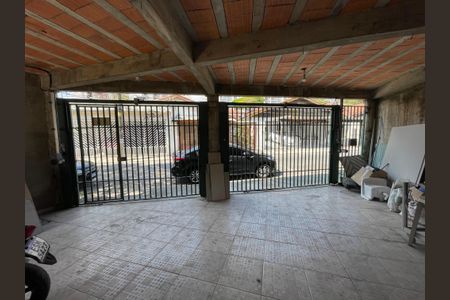 Casa à venda com 230m², 3 quartos e 3 vagas Casa à venda com 230m², 3 quartos e 3 vagasGaragem