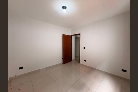 Casa à venda com 235m², 3 quartos e 7 vagasQuarto 2