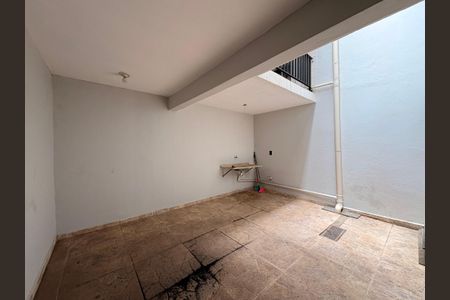 Casa à venda com 235m², 3 quartos e 7 vagasÁrea comum