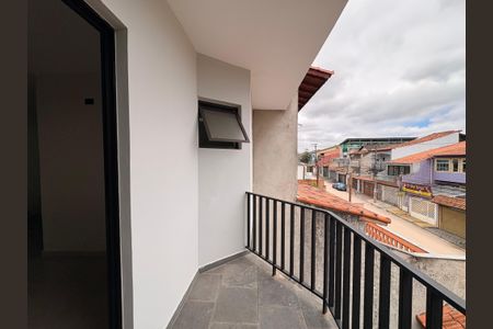 Casa à venda com 235m², 3 quartos e 7 vagasSacada da suíte 