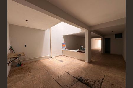 Casa à venda com 235m², 3 quartos e 7 vagasÁrea comum