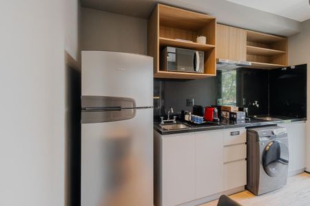 Apartamento à venda com 30m², 1 quarto e sem vaga Apartamento à venda com 30m², 1 quarto e sem vagaCozinha e Área de Serviço