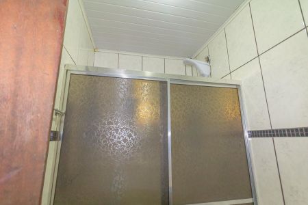 Casa à venda com 150m², 3 quartos e 2 vagas Casa à venda com 150m², 3 quartos e 2 vagasBanheiro