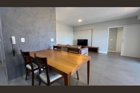 Apartamento para alugar com 2 quartos, 92m² em Cambuí, Campinas