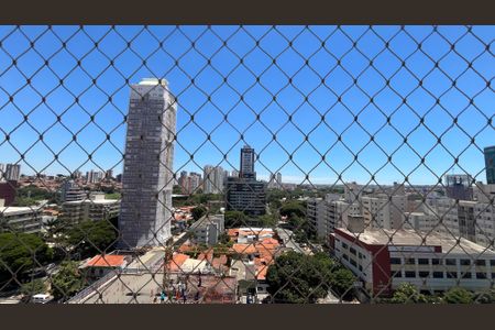 Apartamento para alugar com 2 quartos, 92m² em Cambuí, Campinas