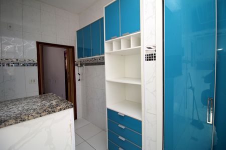 Apartamento à venda com 58m², 2 quartos e sem vagaCozinha