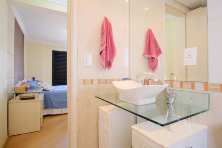 Apartamento à venda com 180m², 3 quartos e 3 vagasBanheiro da Suíte