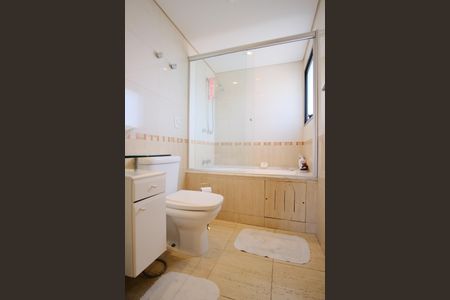 Apartamento à venda com 180m², 3 quartos e 3 vagasBanheiro da Suíte