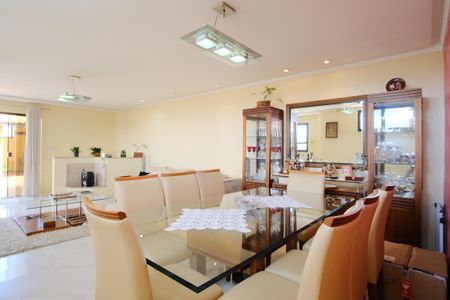 Apartamento à venda com 180m², 3 quartos e 3 vagasSala de Tv e Jantar