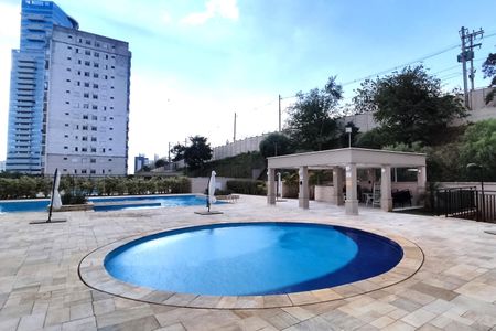 Apartamento à venda com 67m², 2 quartos e 1 vagaÁrea comum - Piscina