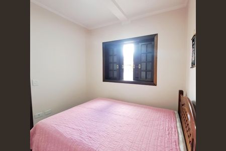 Casa à venda com 248m², 5 quartos e 6 vagas Casa à venda com 248m², 5 quartos e 6 vagasQuarto 5 - Térreo