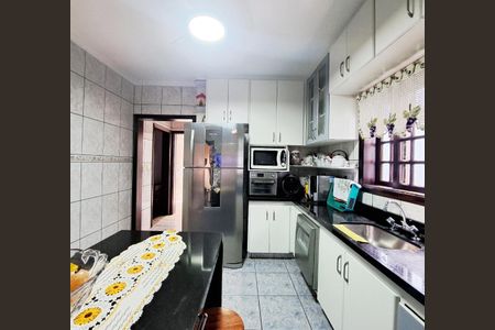 Cozinha de casa à venda com 5 quartos, 248m² em City Bussocaba, Osasco
