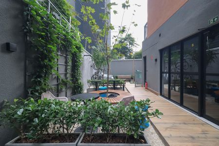 Studio para alugar com 24m², 1 quarto e sem vaga Studio para alugar com 24m², 1 quarto e sem vagaÁrea comum