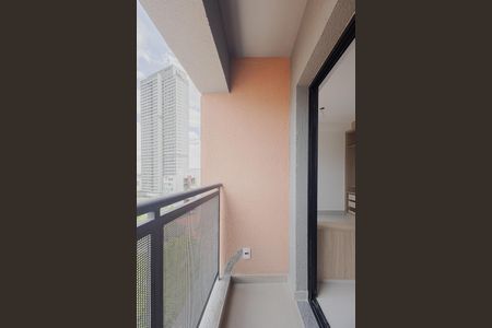 Varanda de kitnet/studio para alugar com 1 quarto, 24m² em Sumarezinho, São Paulo