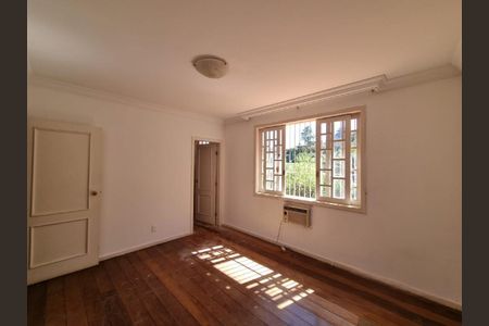 Casa à venda com 6 quartos, 665m² em Estoril, Belo Horizonte