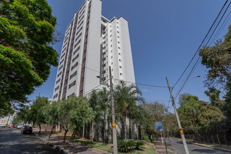 Apartamento à venda com 152m², 3 quartos e 2 vagasFachada