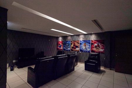 Apartamento à venda com 152m², 3 quartos e 2 vagasÁrea comum - sala de cinema