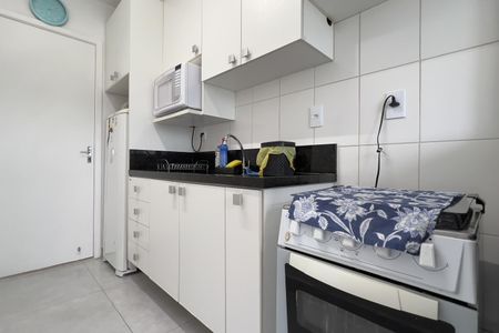 Apartamento à venda com 50m², 2 quartos e 1 vaga Apartamento à venda com 50m², 2 quartos e 1 vagaCozinha e Área de Serviço