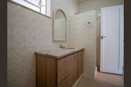 Apartamento para alugar com 160m², 4 quartos e sem vaga Apartamento para alugar com 160m², 4 quartos e sem vagaBanheiro 2