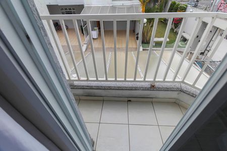 Casa de condomínio à venda com 100m², 3 quartos e 2 vagas