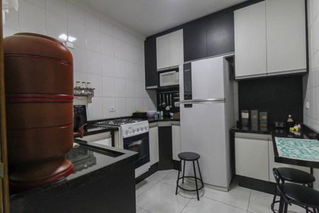 Casa de condomínio à venda com 100m², 3 quartos e 2 vagas