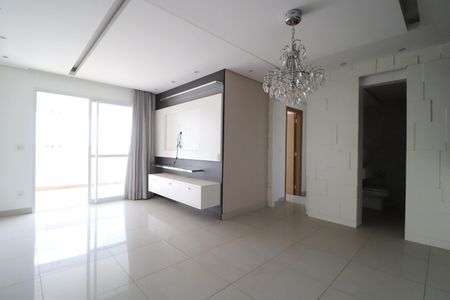 Apartamento para alugar com 3 quartos, 115m² em Centro, Uberlândia