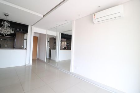 Apartamento para alugar com 3 quartos, 115m² em Centro, Uberlândia