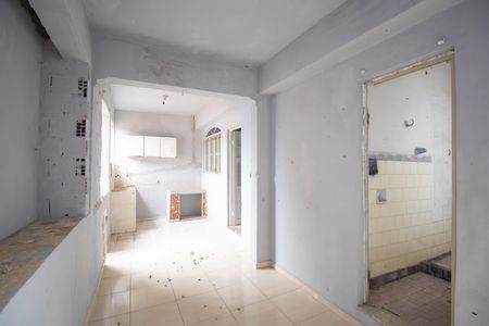 Casa para alugar com 100m², 2 quartos e sem vagaÁrea de Serviço