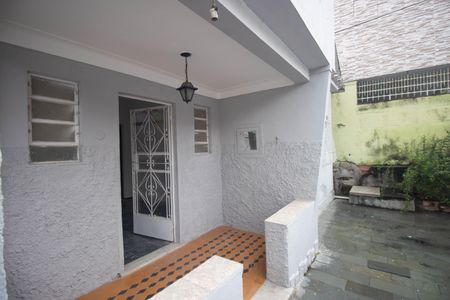 Casa para alugar com 100m², 2 quartos e sem vagaVaranda