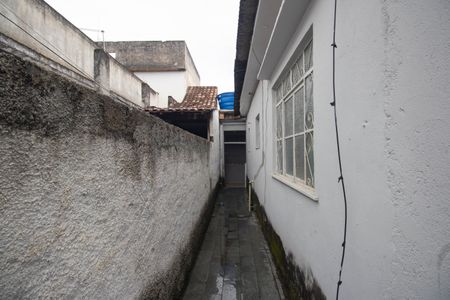 Casa para alugar com 100m², 2 quartos e sem vagaQuintal