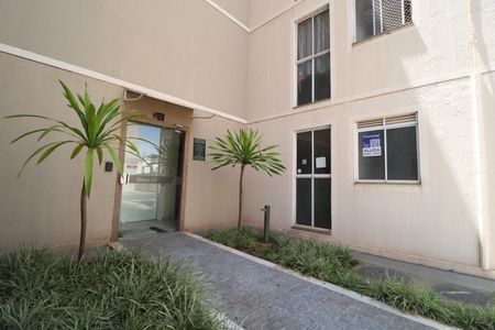 Apartamento para alugar com 39m², 2 quartos e 1 vagaPlaquinha