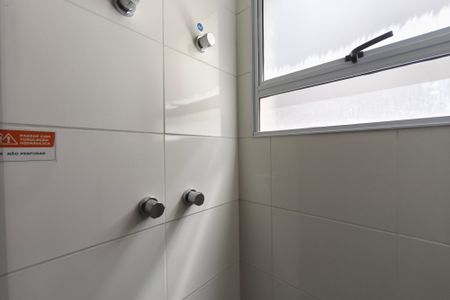 Apartamento para alugar com 54m², 2 quartos e 1 vaga Apartamento para alugar com 54m², 2 quartos e 1 vagaBanheiro Social