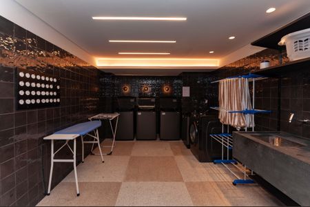 Apartamento para alugar com 80m², 2 quartos e 2 vagasÁrea Comum - Lavanderia