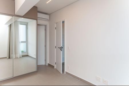 Apartamento para alugar com 80m², 2 quartos e 2 vagasQuarto 1 Suíte