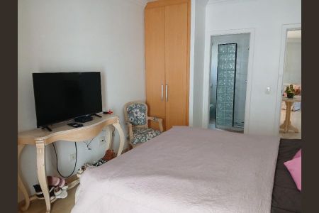 Casa à venda com 217m², 4 quartos e 4 vagas Casa à venda com 217m², 4 quartos e 4 vagasFoto 18