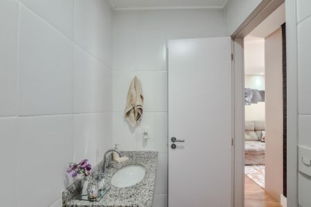 Apartamento à venda com 70m², 2 quartos e 1 vagaBanheiro Social