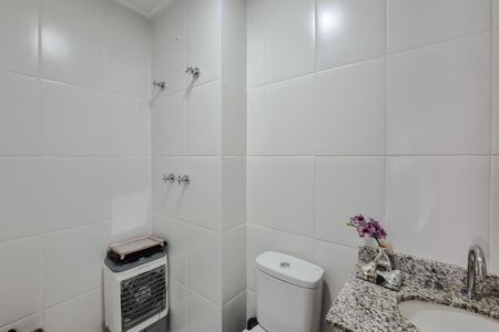 Apartamento à venda com 70m², 2 quartos e 1 vagaBanheiro Social