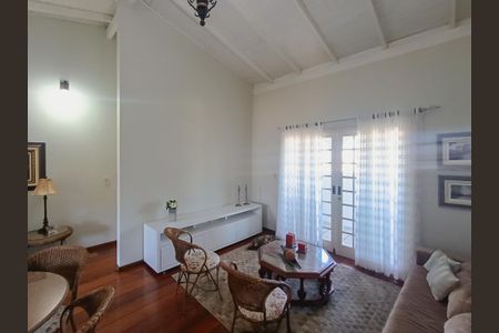 Casa para alugar com 90m², 2 quartos e 1 vaga