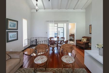 Casa para alugar com 2 quartos, 90m² em Monte Cristo, Florianópolis