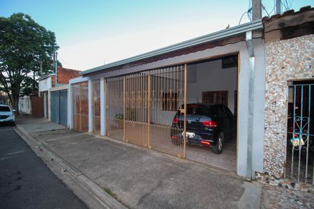 Casa para alugar com 160m², 3 quartos e 2 vagas