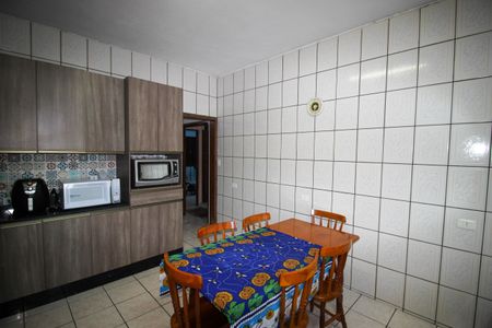 Casa para alugar com 160m², 3 quartos e 2 vagas