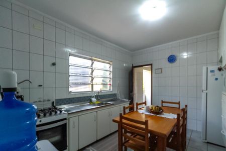 Casa à venda com 125m², 3 quartos e 2 vagasCozinha