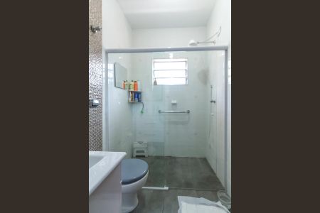 Casa à venda com 125m², 3 quartos e 2 vagasBanheiro 1